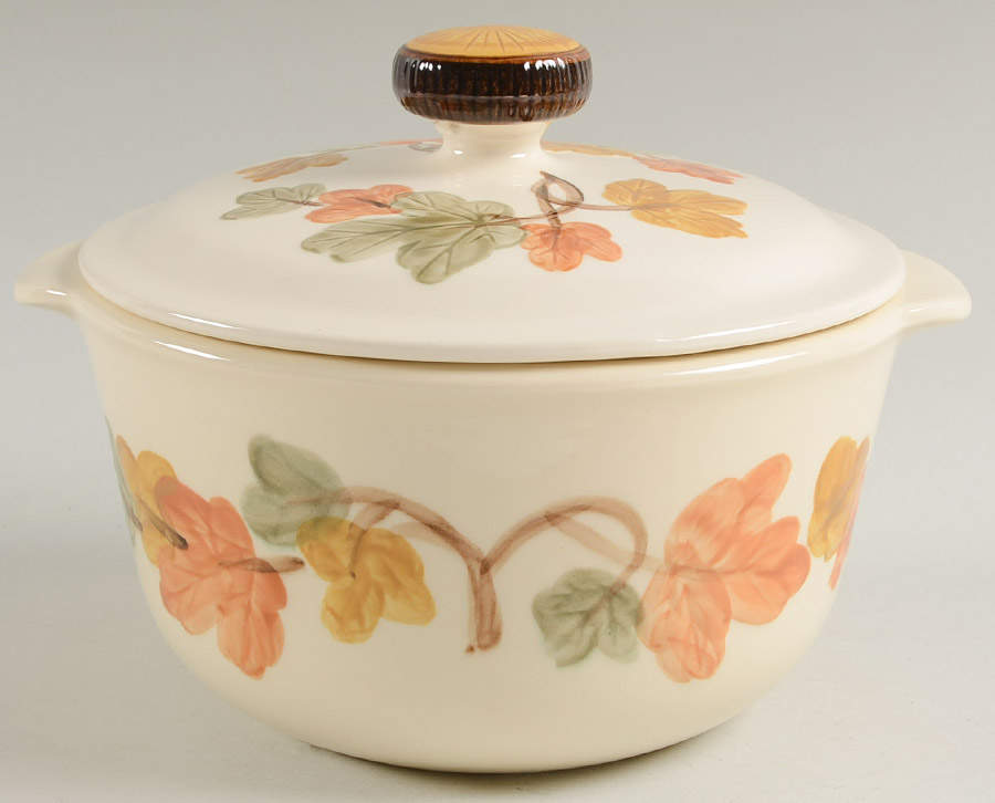 October 1.5 Qt Round Covered Casserole by Franciscan-1
