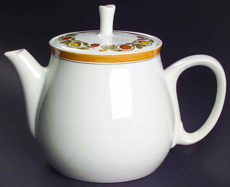 Pickwick Teapot & Lid by Franciscan-1