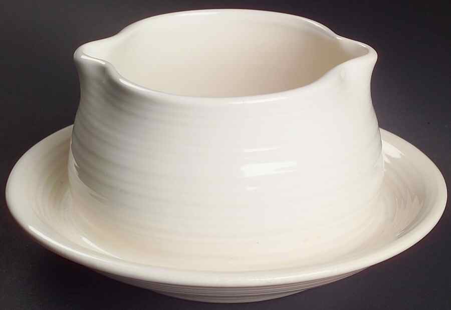 Reflections White Gravy Boat with Attached Underplate by Franciscan-1