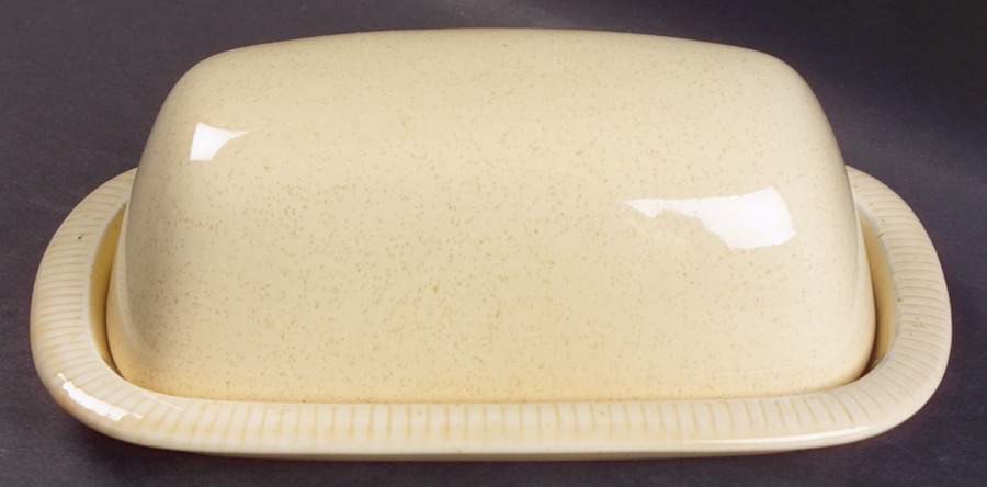 Sea Sculptures Sand 1/4 Lb Covered Butter by Franciscan-1
