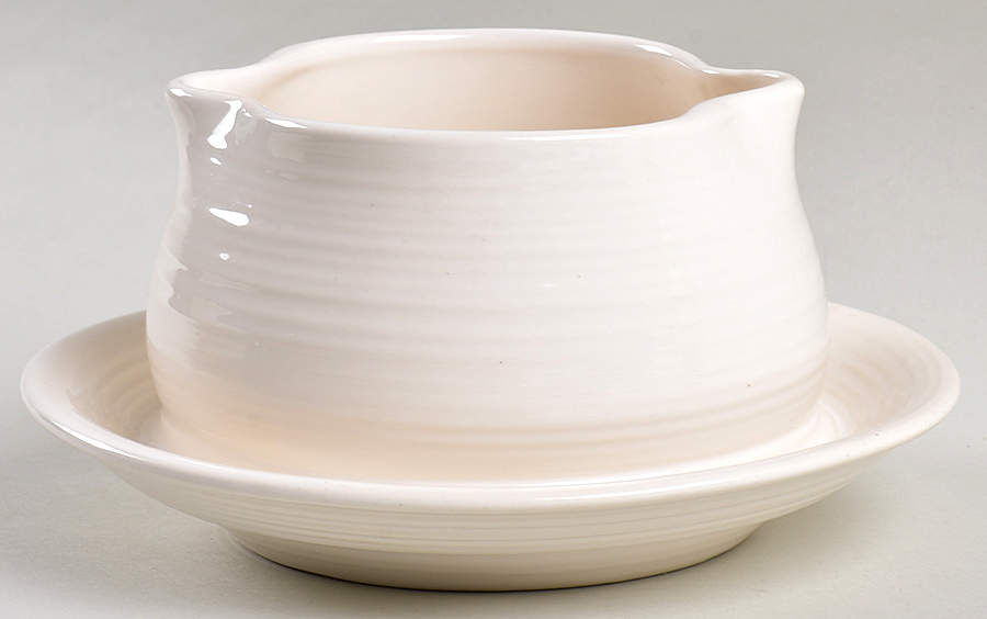 Snow Crest Gravy Boat with Attached Underplate by Franciscan-1