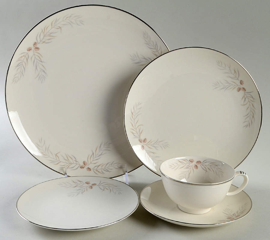 Snow Pine 5 Piece Place Setting by Franciscan-1