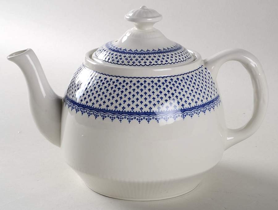 St. Louis Teapot & Lid by Franciscan-1