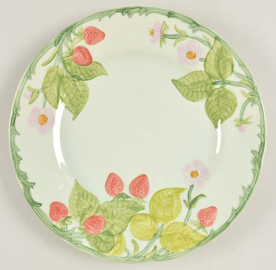 Strawberry Time Dinner Plate by Franciscan-1