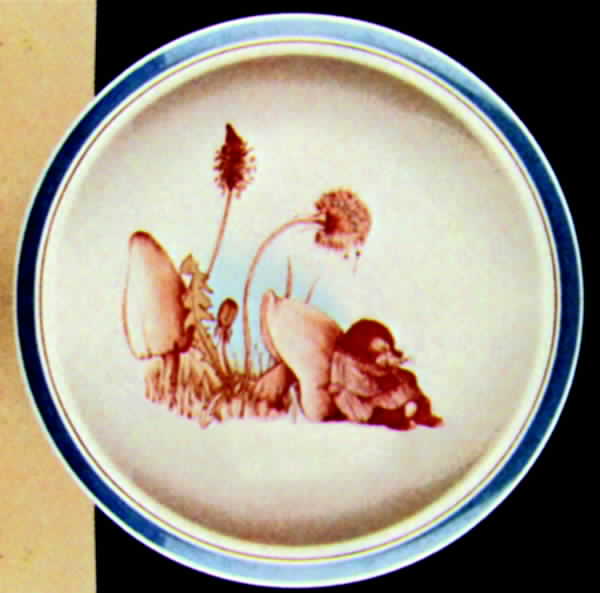 Thistledown Dinner Plate by Franciscan-1