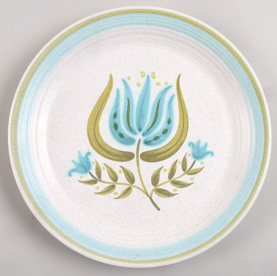 Tulip Time Dinner Plate by Franciscan-1