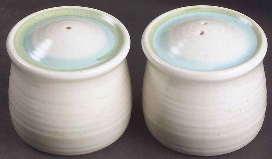 Tulip Time Salt & Pepper Set by Franciscan-1
