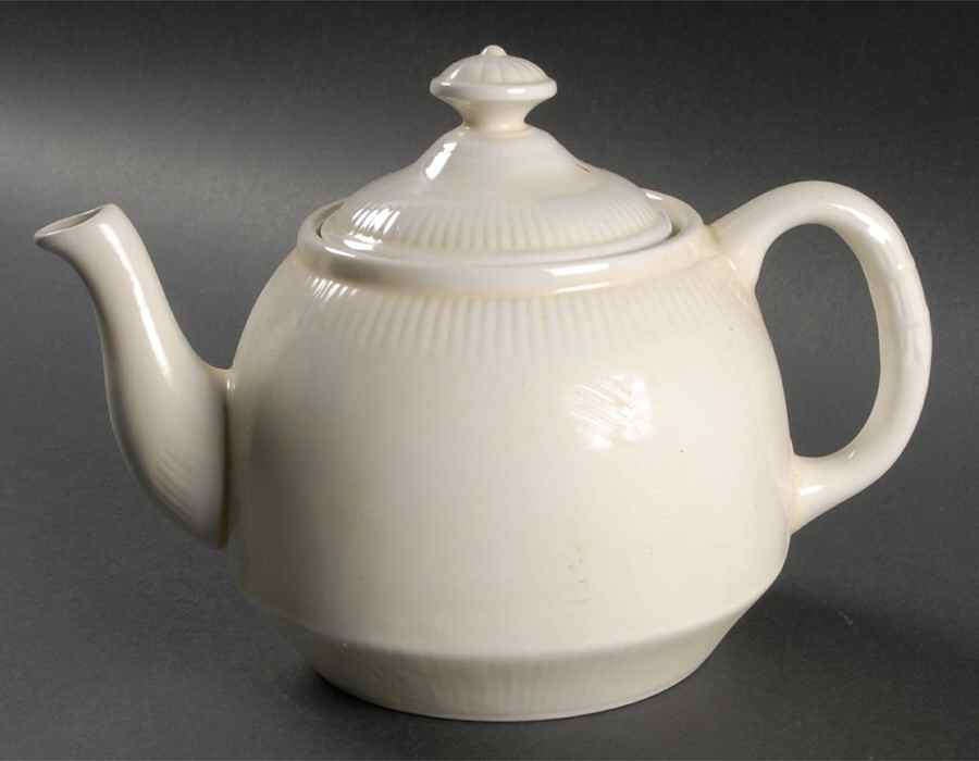 Viking Teapot & Lid by Franciscan-1