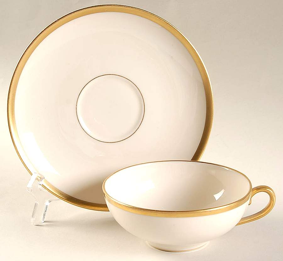 Wilshire (Encanto Coupe) Flat Cup & Saucer Set by Franciscan-1