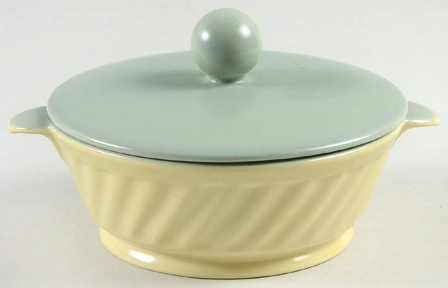 Wishmaker Federal Gold Individual Casserole & Lid by Franciscan-1
