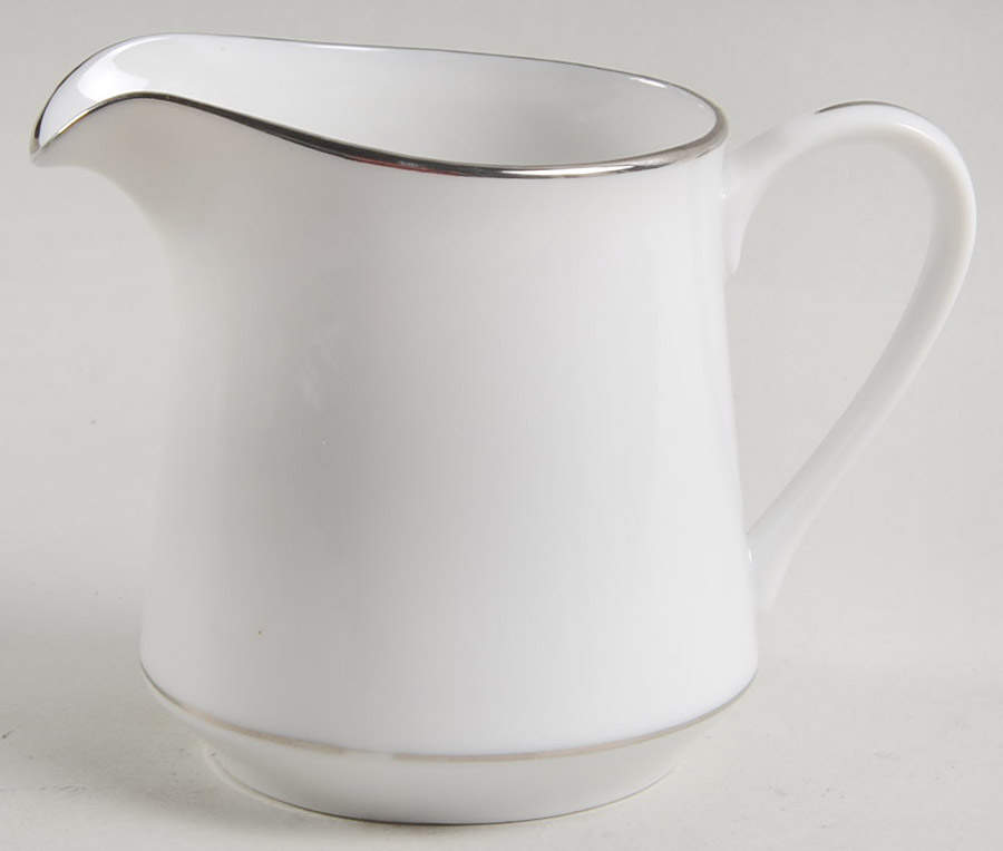 Essex Creamer by Four Crown-1