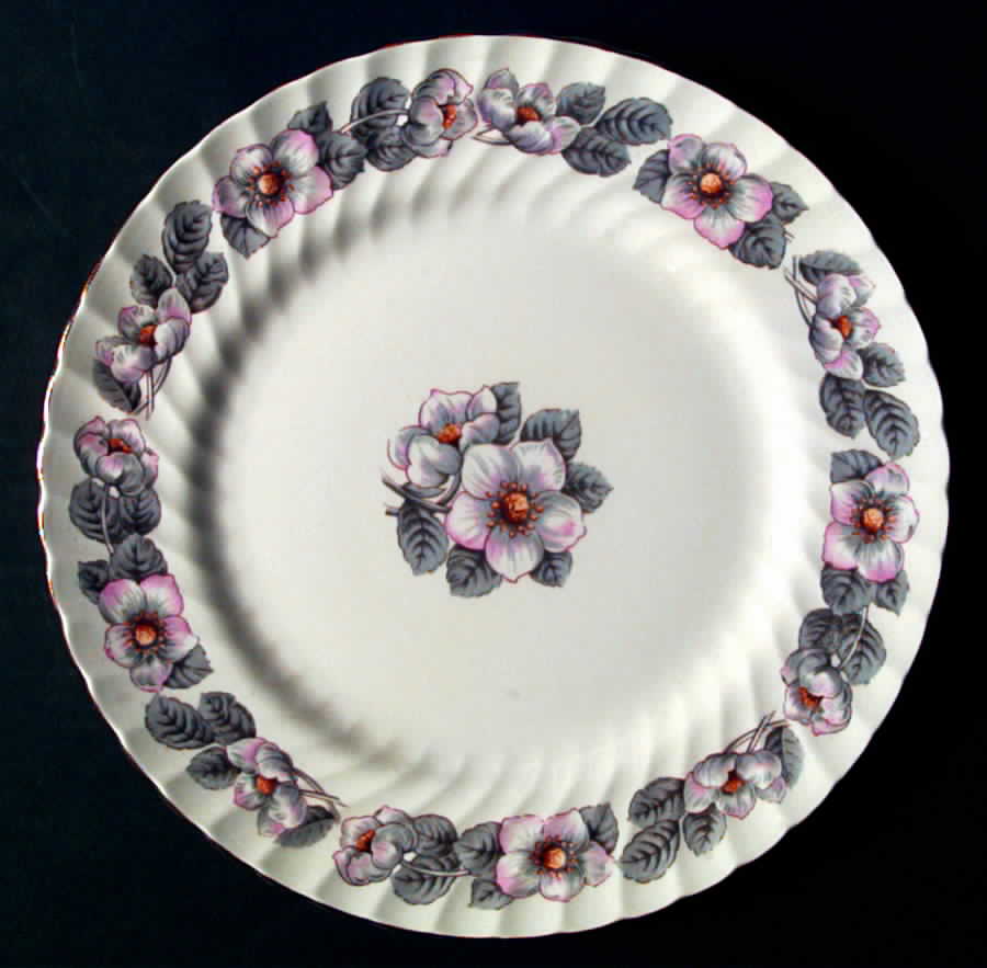 Glenbriar Dinner Plate by Foley-1