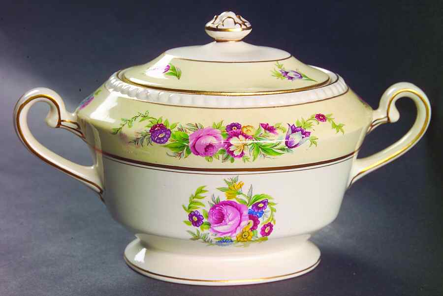 Hampton Court Sugar Bowl & Lid by Fondeville-1