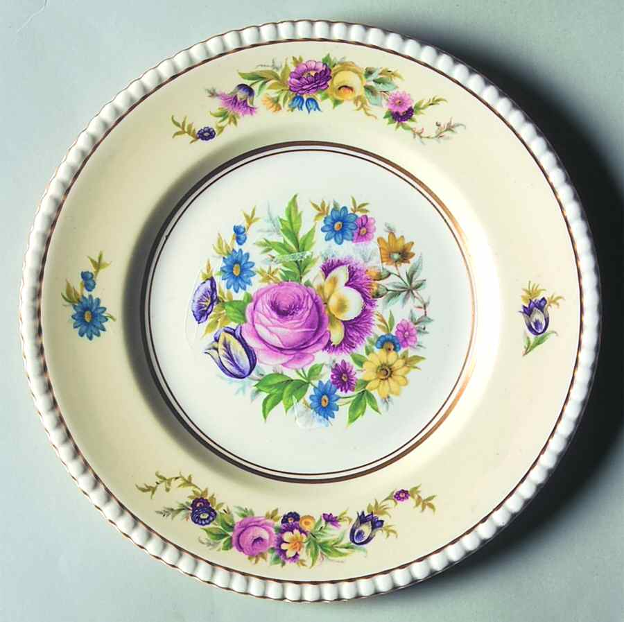Hampton Court Bread & Butter Plate by Fondeville-1