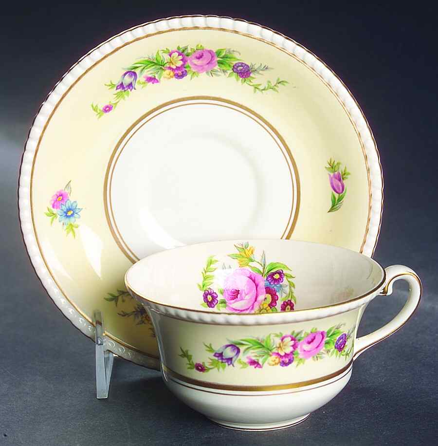 Hampton Court Flat Cup & Saucer Set by Fondeville-1