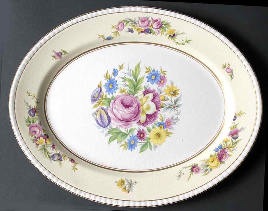 Hampton Court 12" Oval Serving Platter by Fondeville-1