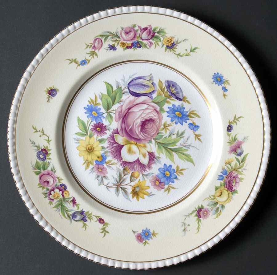 Hampton Court Luncheon Plate by Fondeville-1