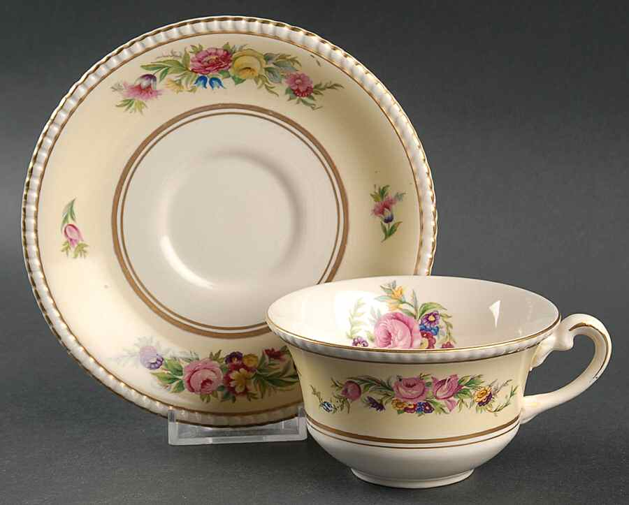 Hampton Court Flat Cup & Saucer Set by Fondeville-1