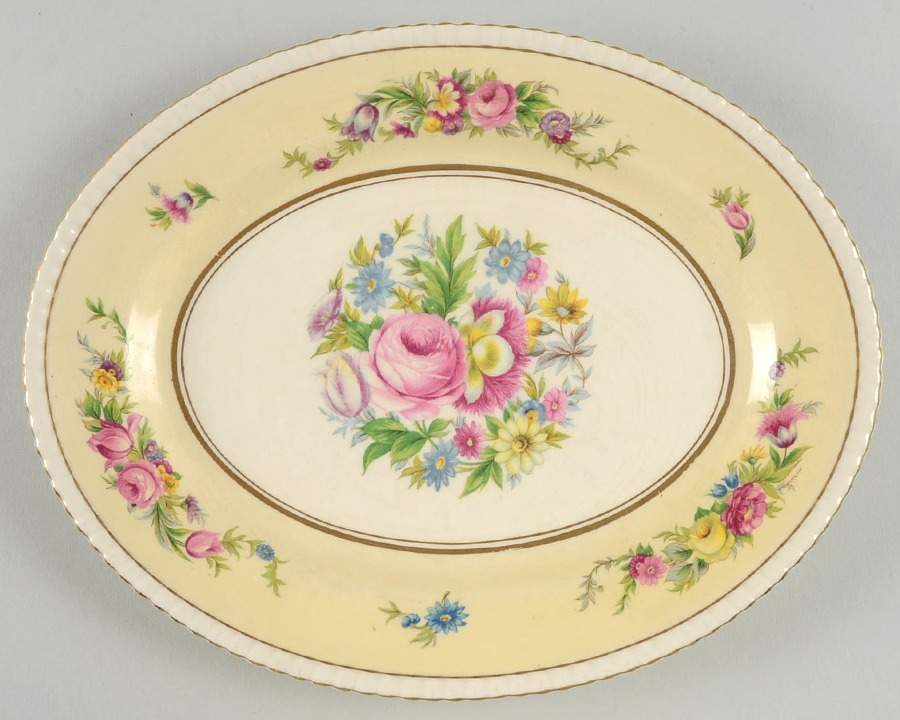 Hampton Court 9" Oval Serving Platter by Fondeville-1