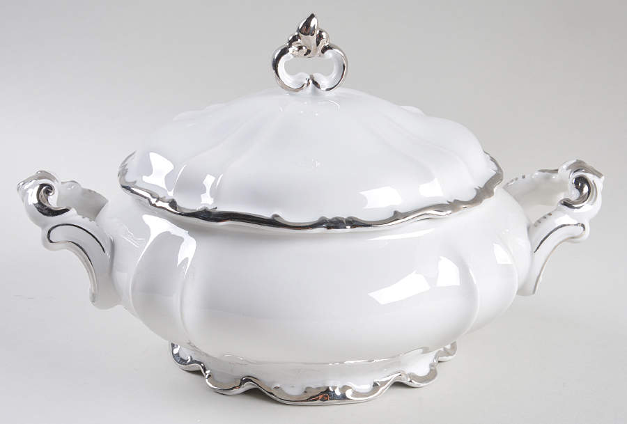 Antoinette Round Covered Vegetable by Forest-1