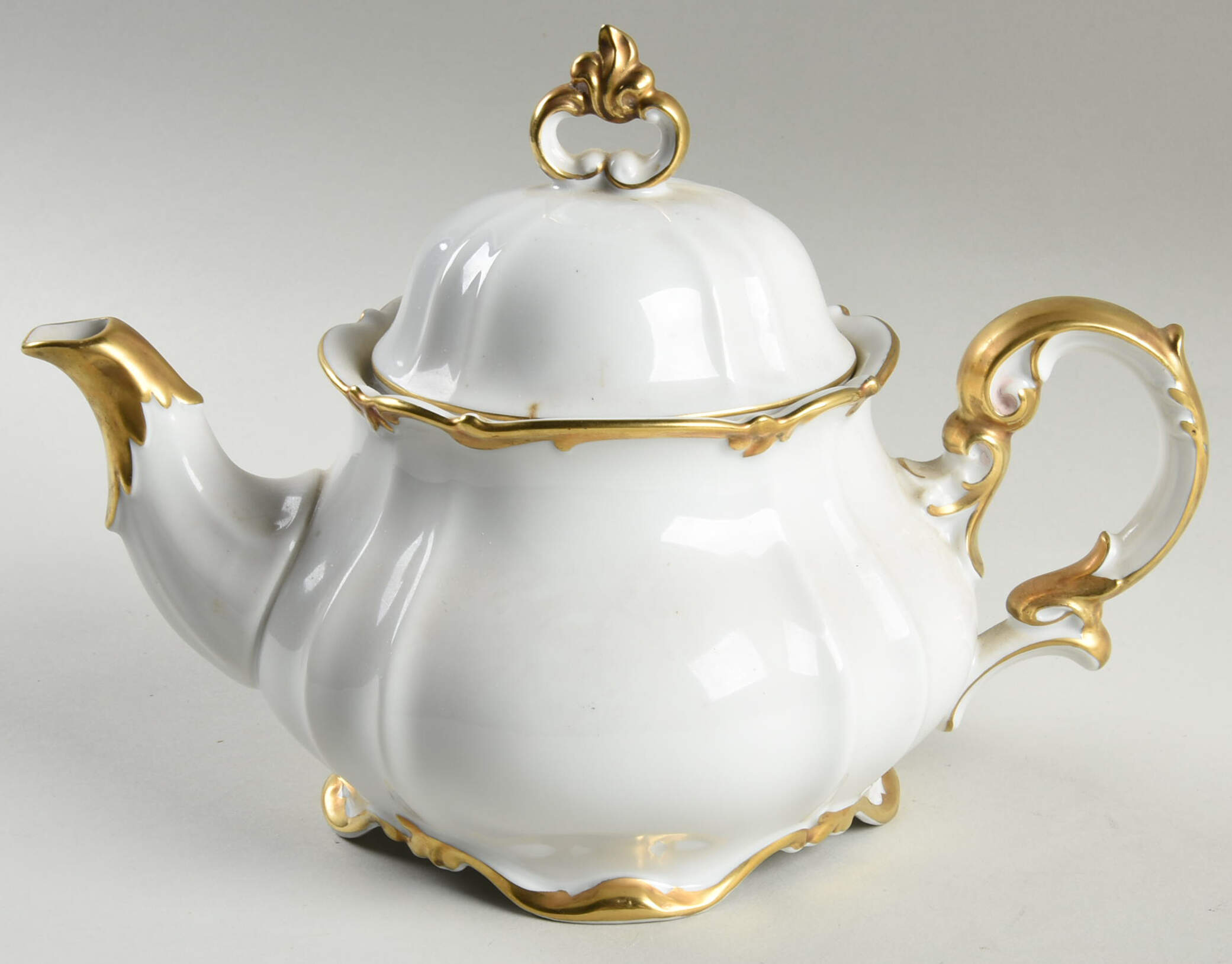 Antoinette Teapot & Lid by Forest-1