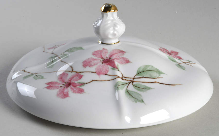 Blossom Time Lid for Round Vegetable by Forest-1