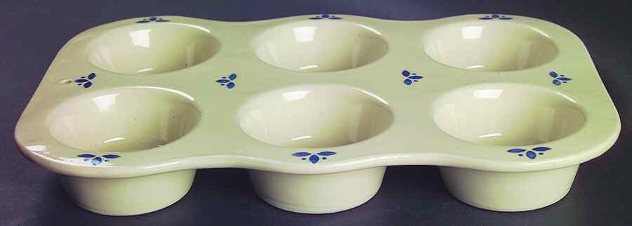 FPT2 Muffin Pan (Holds 6 Muffins) by Friendship-1
