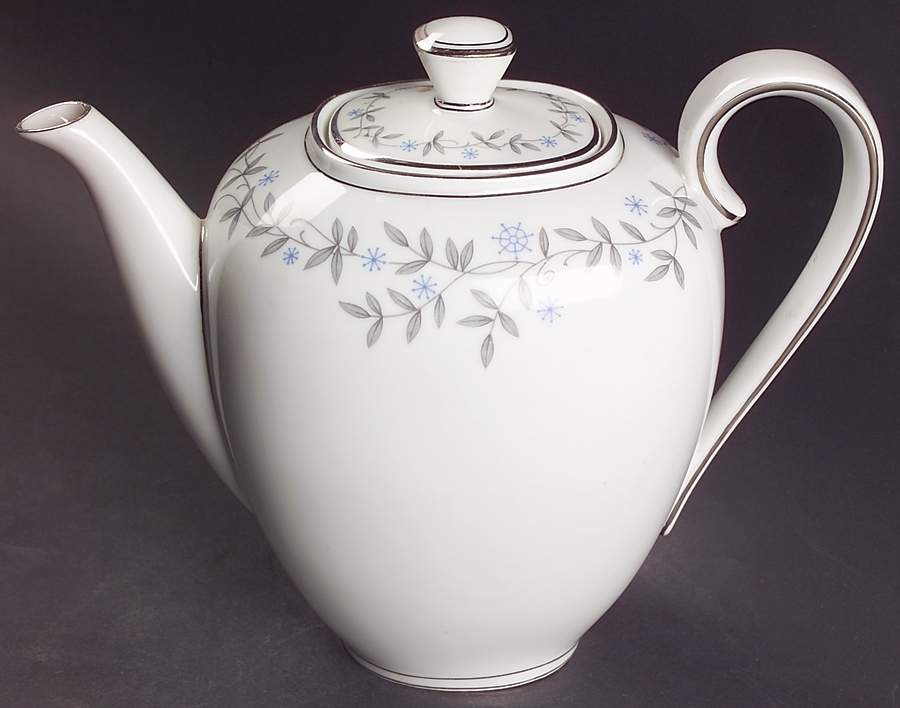 Arietta Coffee Pot & Lid by Franconia-Krautheim & Adelburg-1