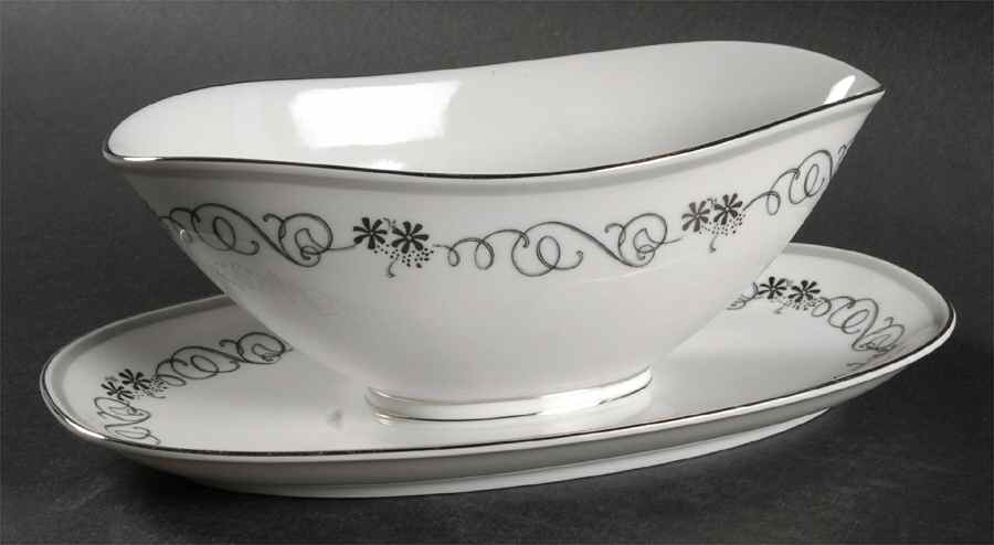 Barcarole Gravy Boat with Attached Underplate by Franconia-Krautheim & Adelburg-1