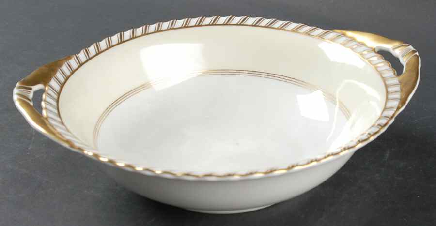 Baronial (White Center) 9" Round Vegetable Bowl by Franconia-Krautheim & Adelburg-1