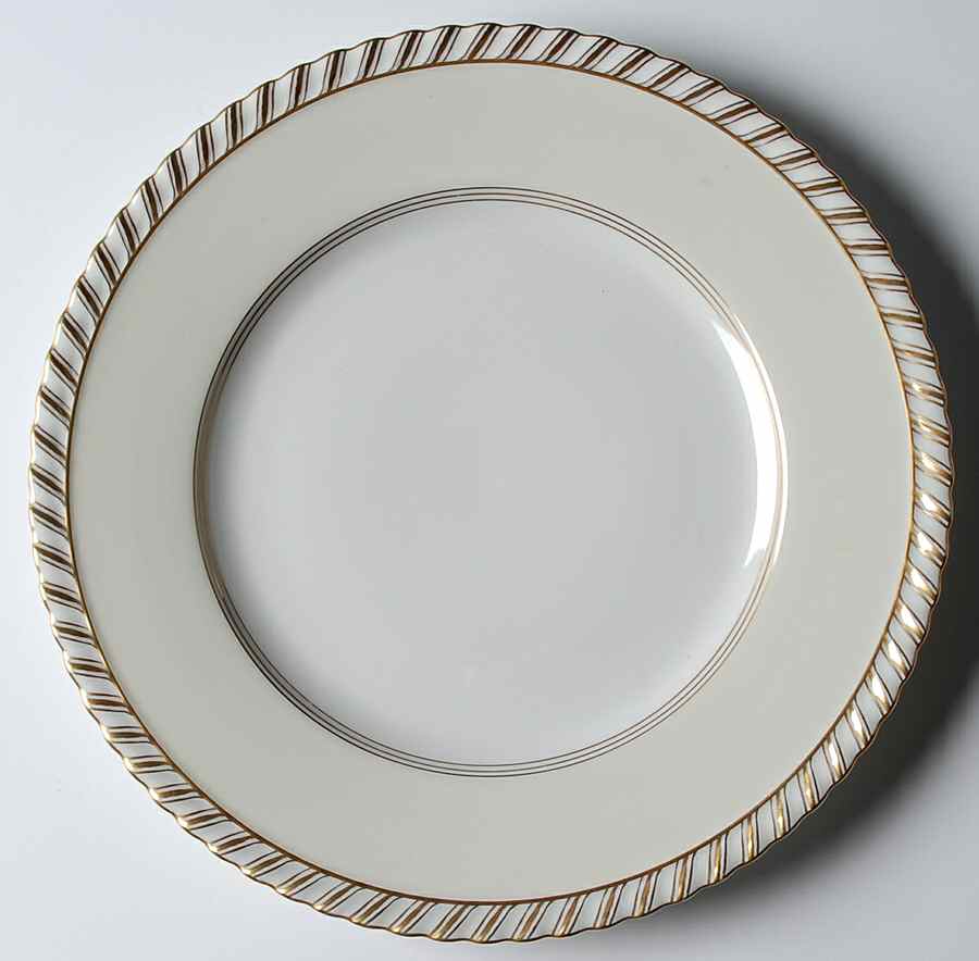 Baronial (White Center) Dinner Plate by Franconia-Krautheim & Adelburg-1