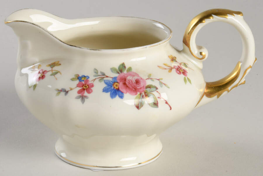 Carmen Cream Creamer by Franconia-Krautheim & Adelburg-1