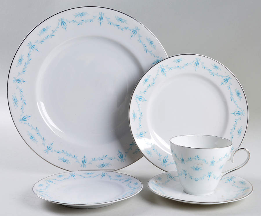 Concerto 5 Piece Place Setting by Franconia-Krautheim & Adelburg-1