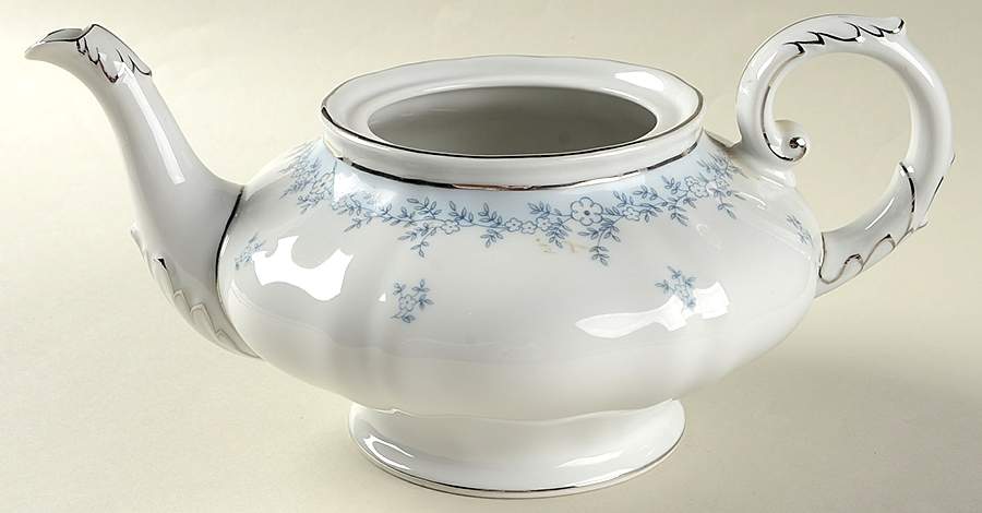 Delphine Teapot No Lid by Franconia-Krautheim & Adelburg-1
