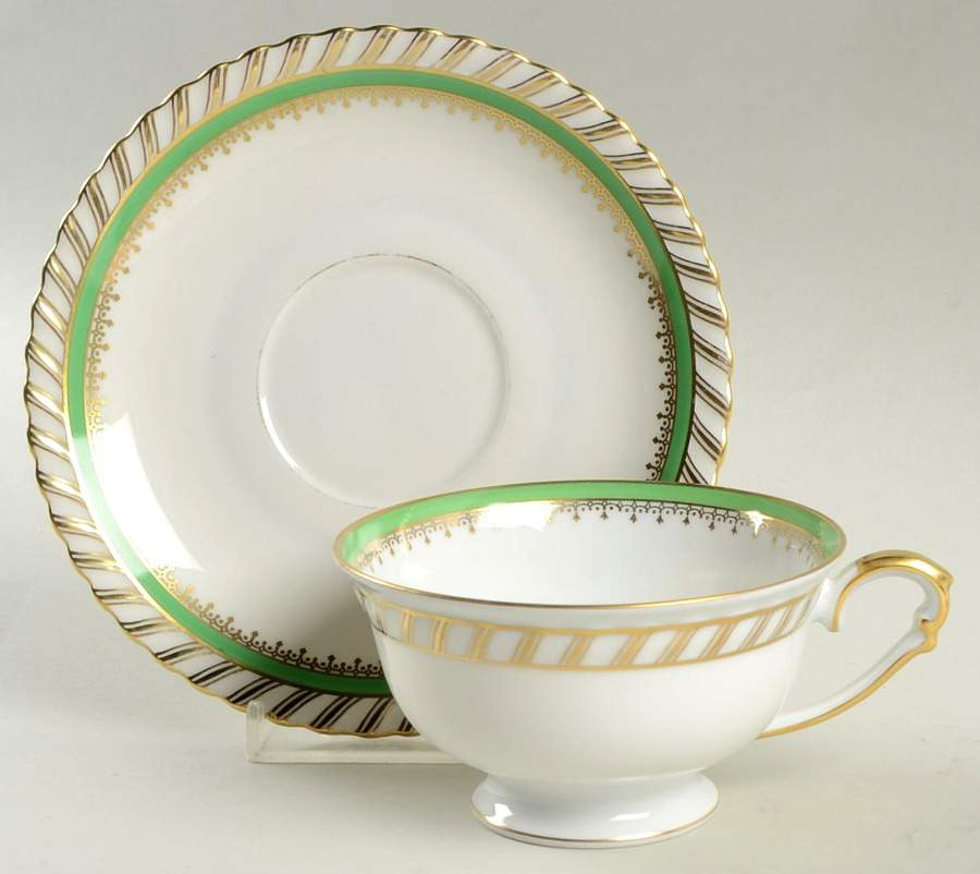 Emerald Footed Cup & Saucer Set by Franconia-Krautheim & Adelburg-1