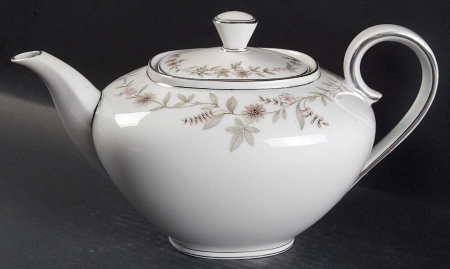 Fascination Teapot & Lid by Franconia-Krautheim & Adelburg-1