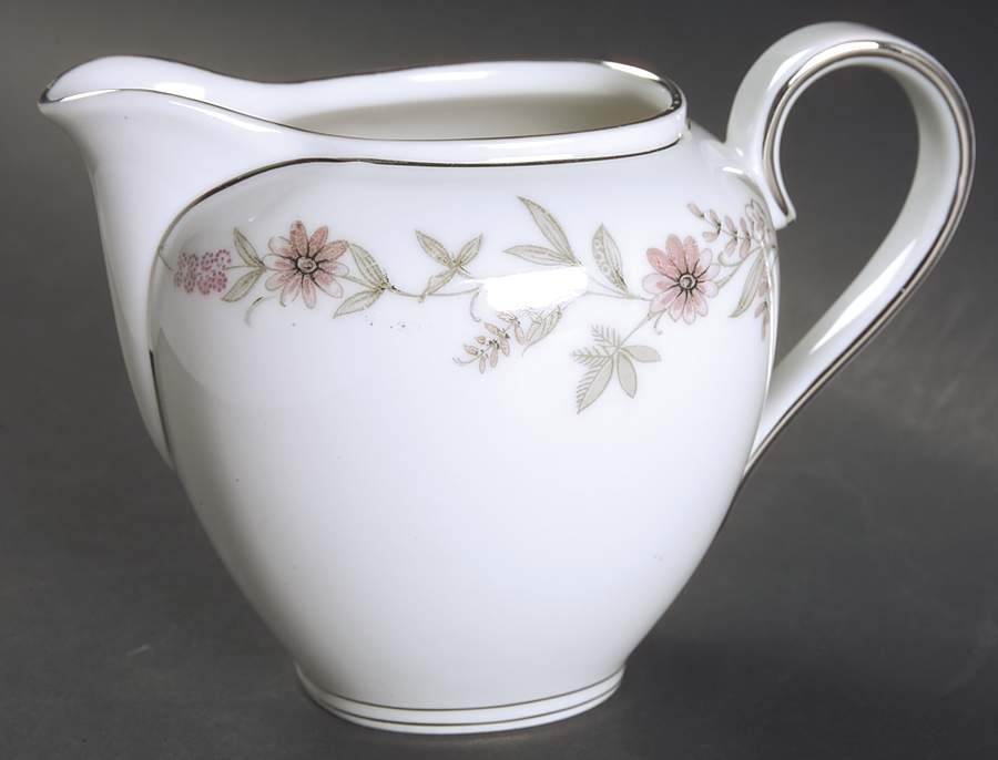 Fascination Creamer by Franconia-Krautheim & Adelburg-1