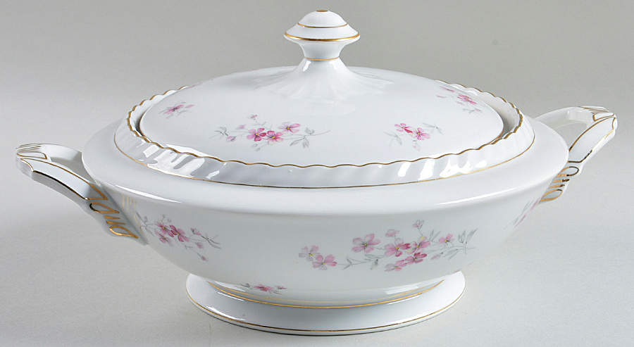Fiorella Round Covered Vegetable by Franconia-Krautheim & Adelburg-1