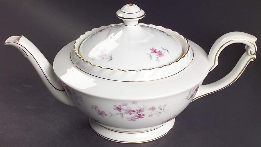 Fiorella Teapot & Lid by Franconia-Krautheim & Adelburg-1
