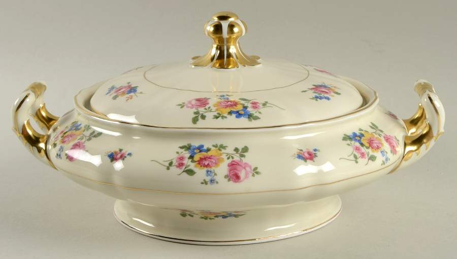 Tosca Round Covered Vegetable by Franconia-Krautheim & Adelburg-1