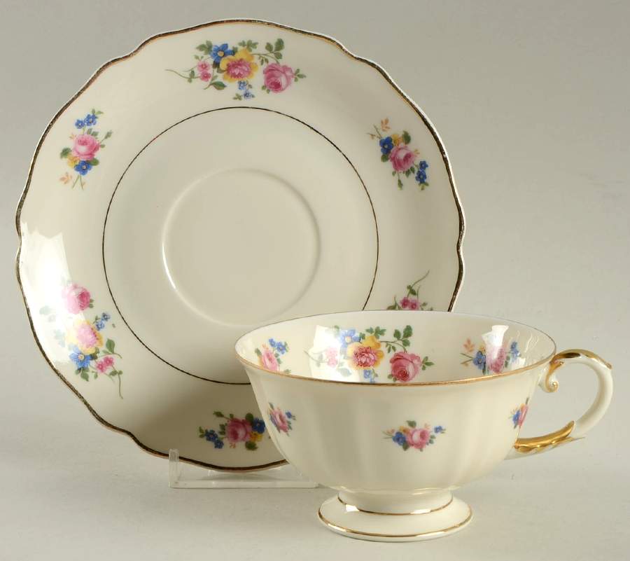 Tosca Footed Cup & Saucer Set by Franconia-Krautheim & Adelburg-1