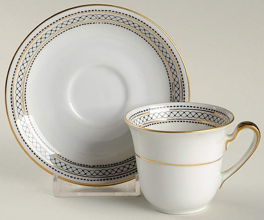 7187 Flat Demitasse Cup & Saucer Set by Franconia-Krautheim & Adelburg-1