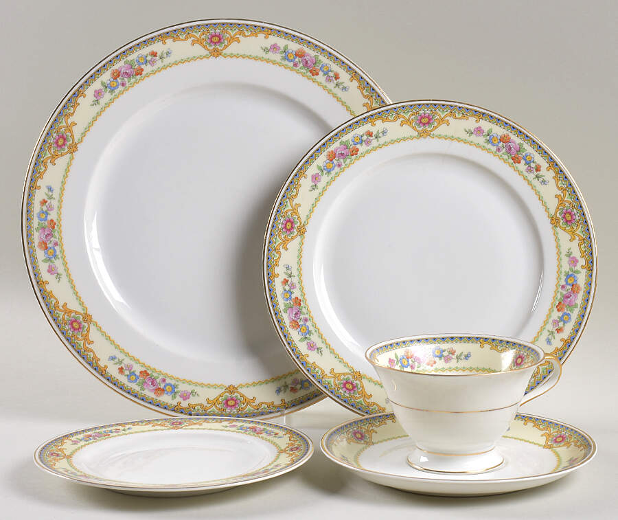 FR51 5 Piece Place Setting by Franconia-Krautheim & Adelburg-1