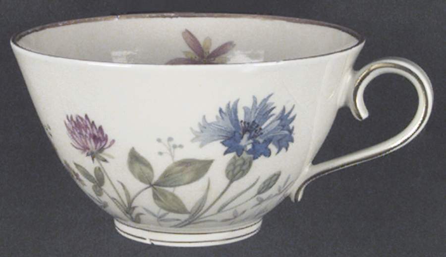 FR53 Footed Cup by Franconia-Krautheim & Adelburg-1