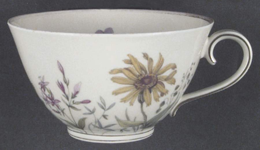 FR53 Footed Cup by Franconia-Krautheim & Adelburg-1
