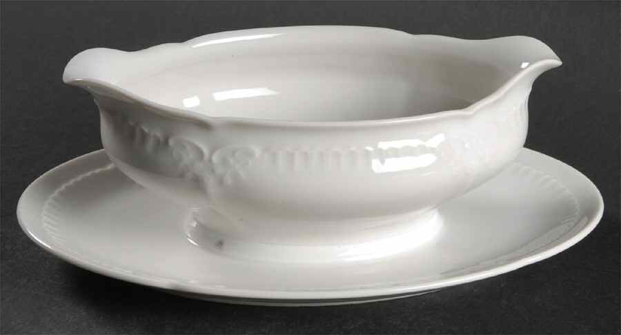Franconia White Gravy Boat with Attached Underplate by Franconia-Krautheim & Adelburg-1