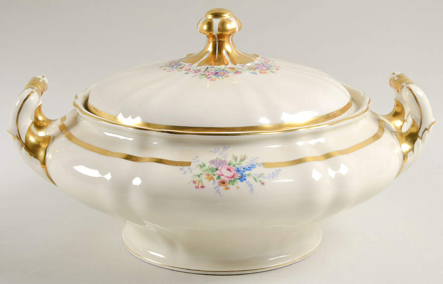 Gilda Tureen &  Lid by Franconia-Krautheim & Adelburg-1