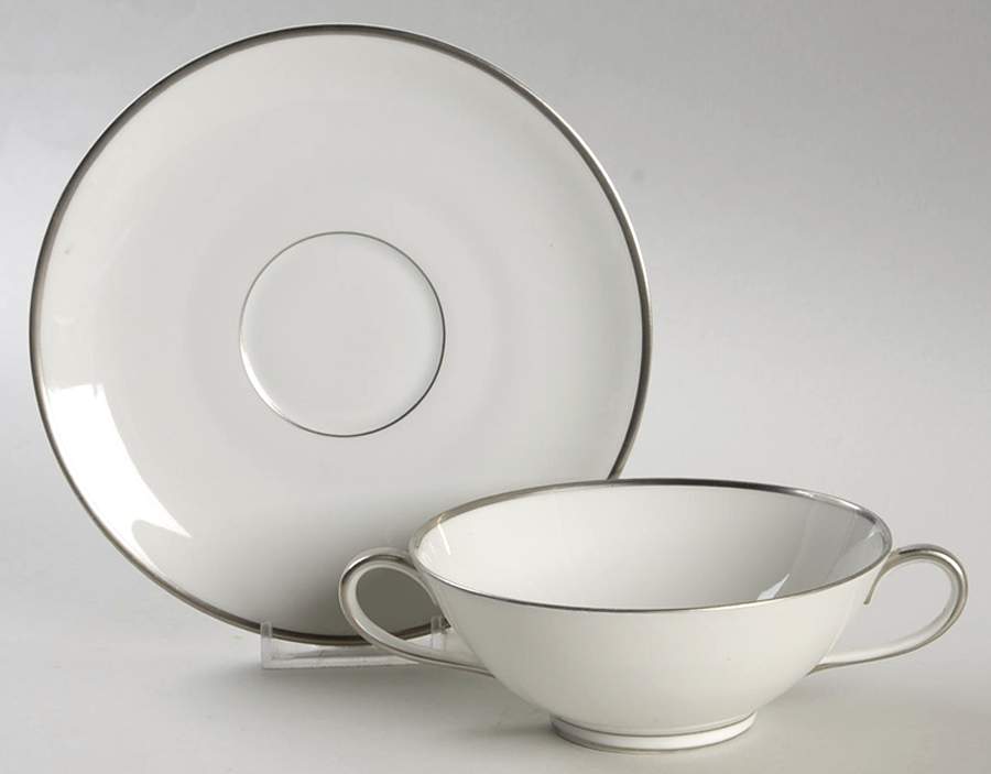 Gracious Footed Cream Soup Bowl & Saucer Set by Franconia-Krautheim & Adelburg-1