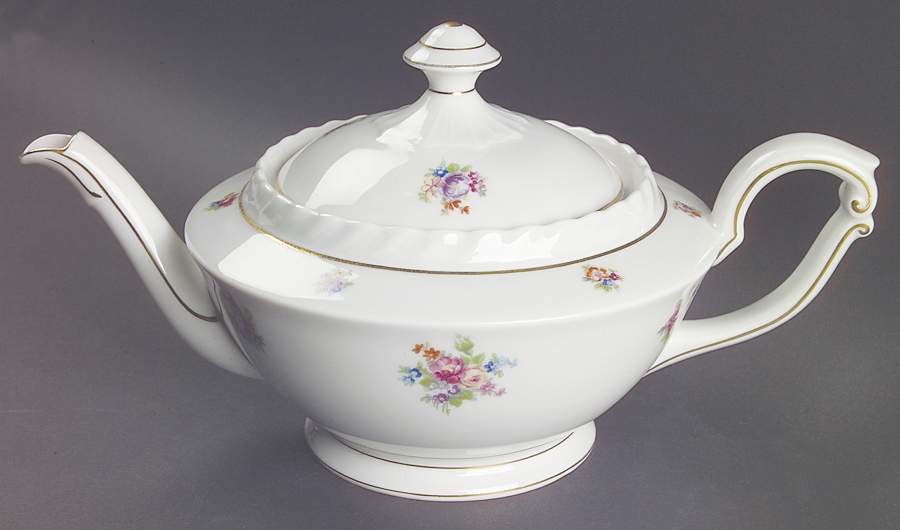 Gretchen Teapot & Lid by Franconia-Krautheim & Adelburg-1