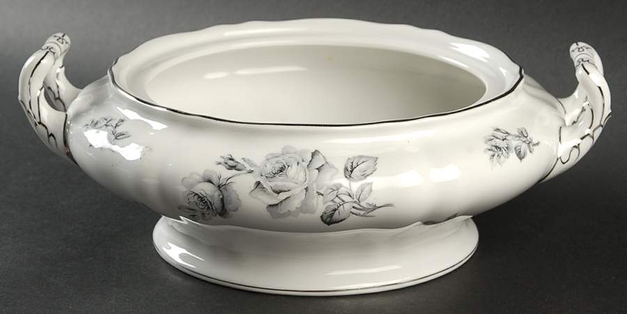 Grixella Round Vegetable No Lid by Franconia-Krautheim & Adelburg-1